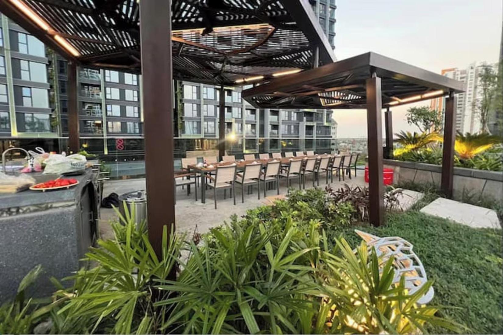 Khách sạn hẻo lánh Sarene Lumiere Riverside Thao Dien