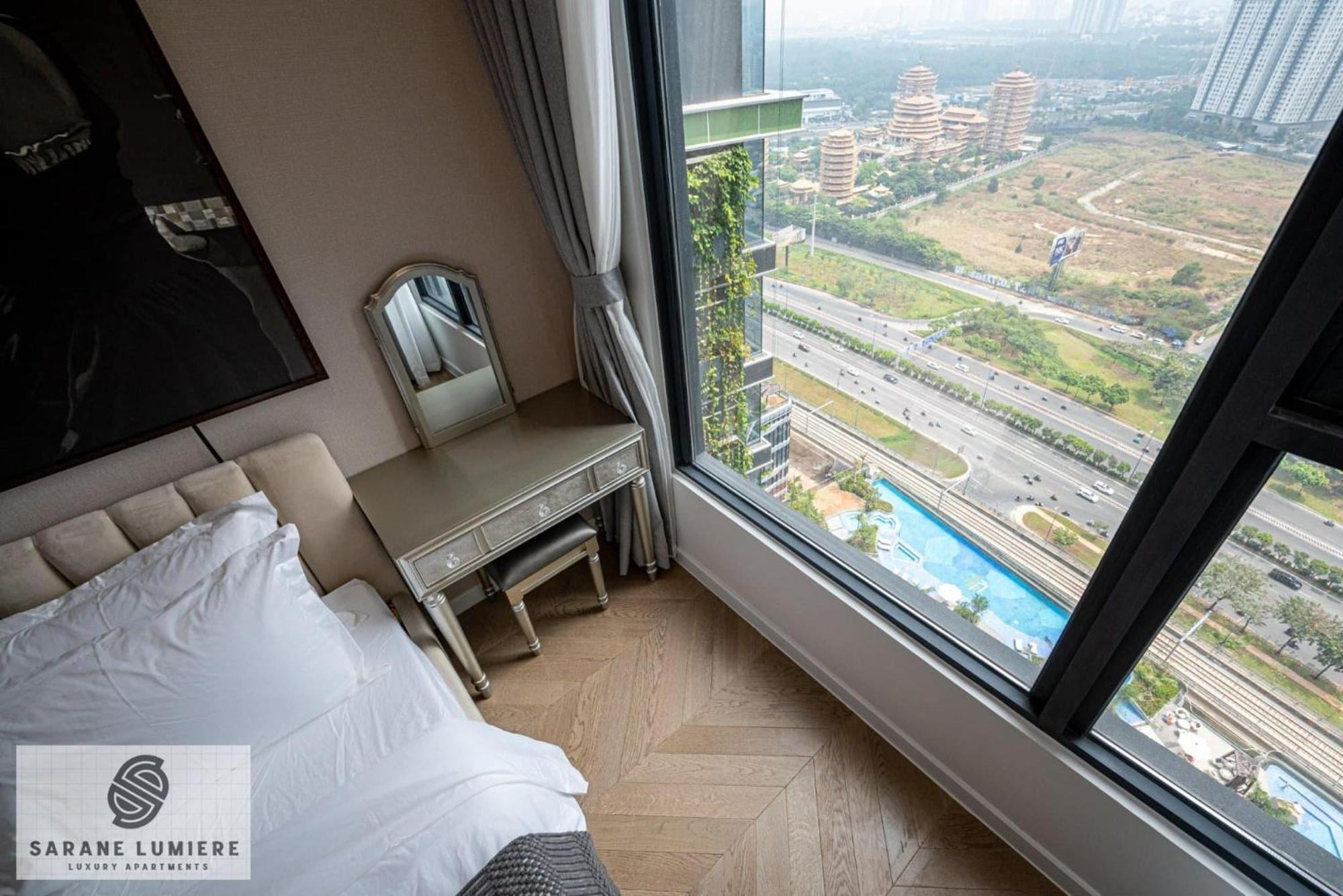 Sarene Lumiere Riverside Thao Dien Aparthotel